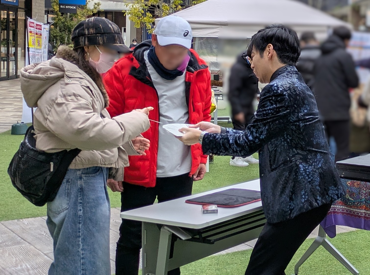 金森駿介（かなもりしゅんすけ）| マジシャン出張コンシェルジュ | 横浜市、川崎市の出張マジックなら